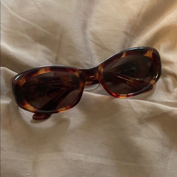 GUCCI SUNGLASSES AUTHENTIC